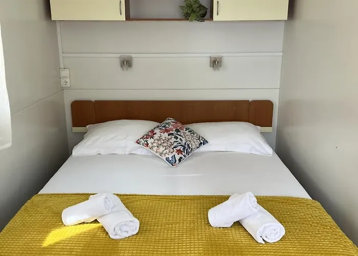 Mobile 5214-1 For 3 Pers In Мурвица